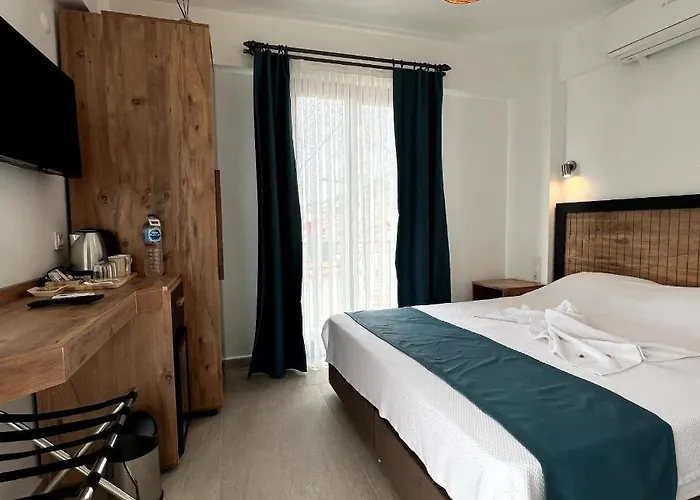 בית אירוח Picasso Çeşme