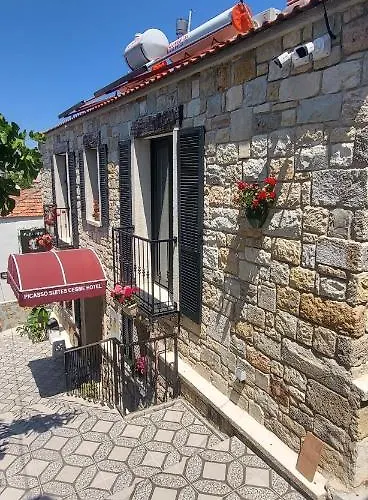 Picasso Проживание в семье Кешме