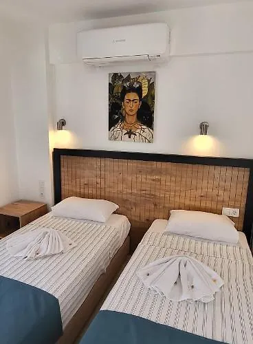 Picasso Проживание в семье